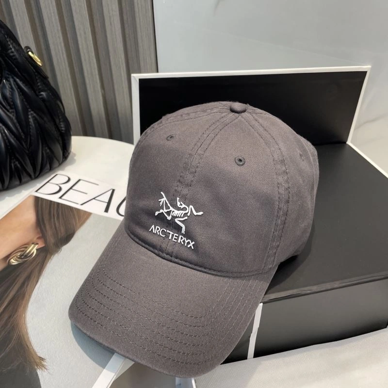 Compact Arcteryx Caps 260911