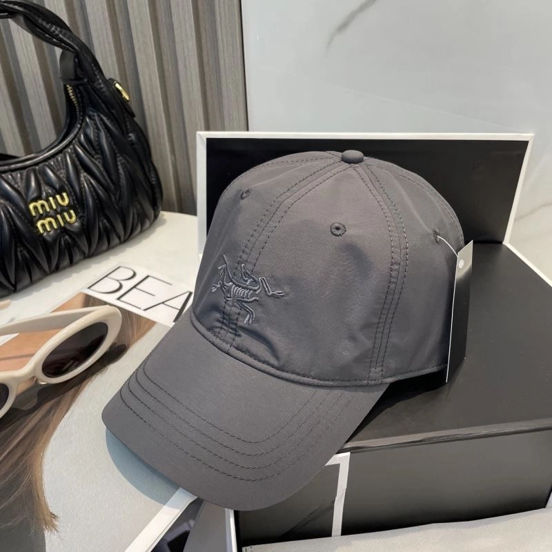 Versatile Arcteryx Caps 260898