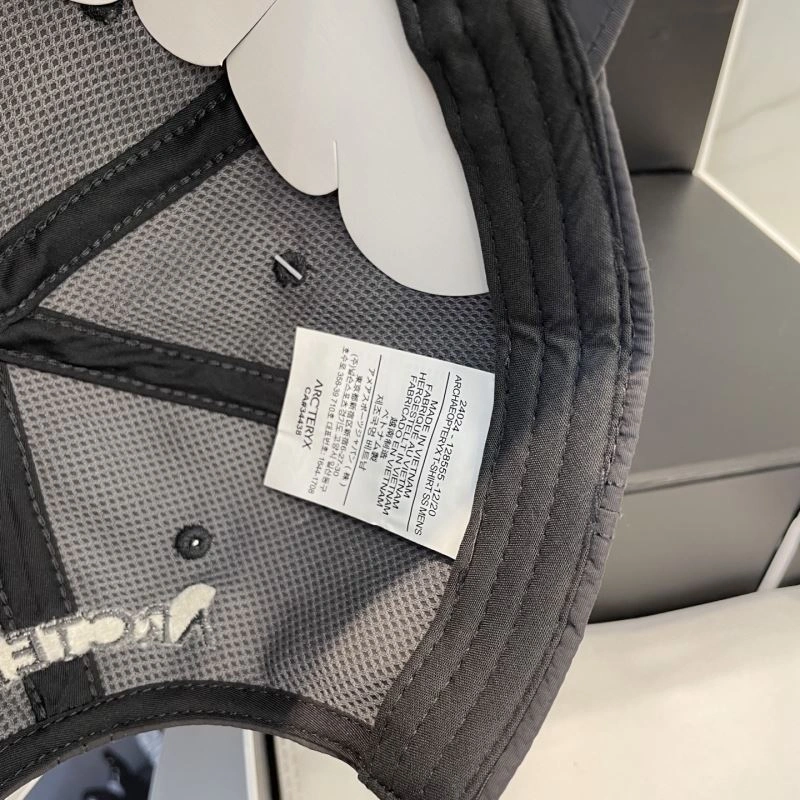 Versatile Arcteryx Caps 260898