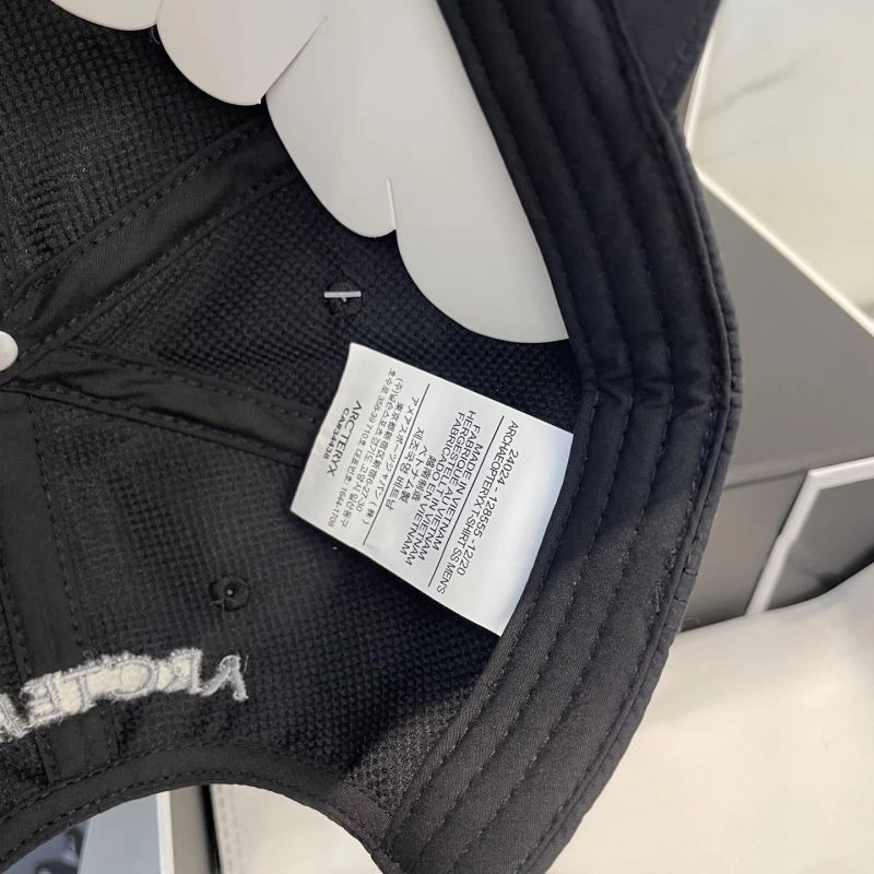 Seasonal Arcteryx Caps 260904