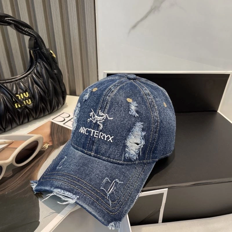 Arcteryx Caps UrbanChic 260894