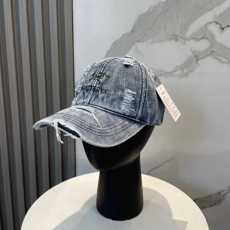 UrbanChic Arcteryx Caps 260889