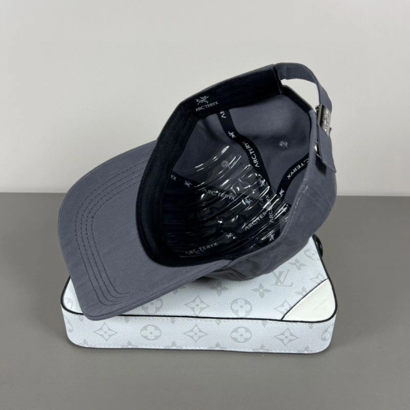 Original Arcteryx Caps 260884