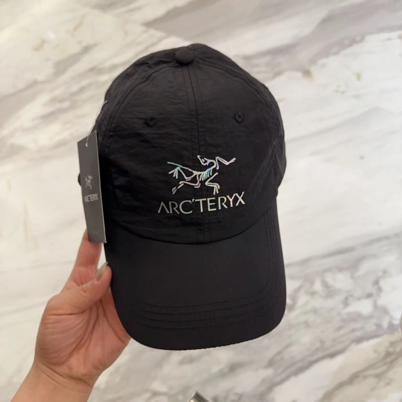 Bold Arcteryx Caps 260867