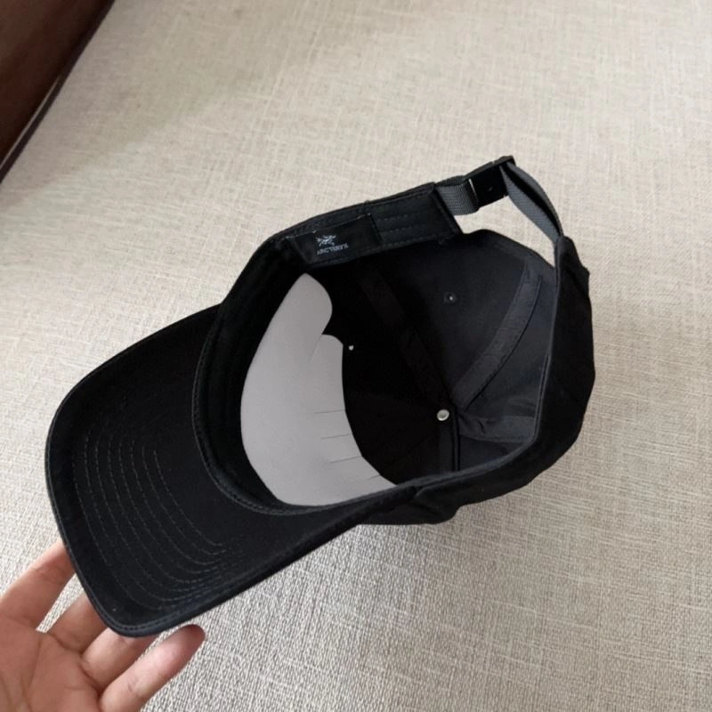 Arcteryx Caps Contemporary 262615