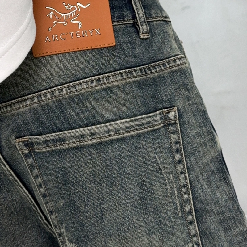 SmoothTexture Arcteryx Jeans 157322