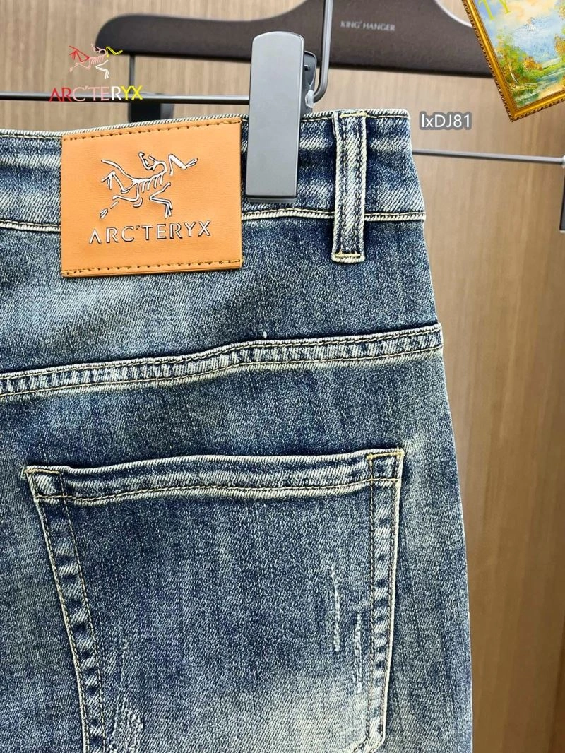 Practical Arcteryx Jeans 157296