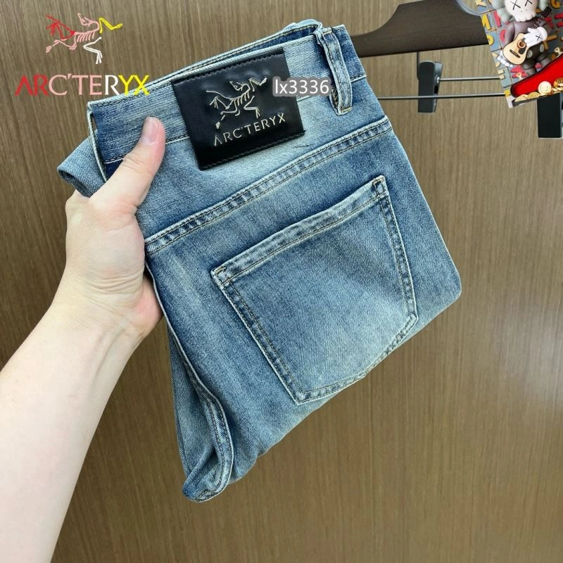 SunProtective Arcteryx Jeans 157337
