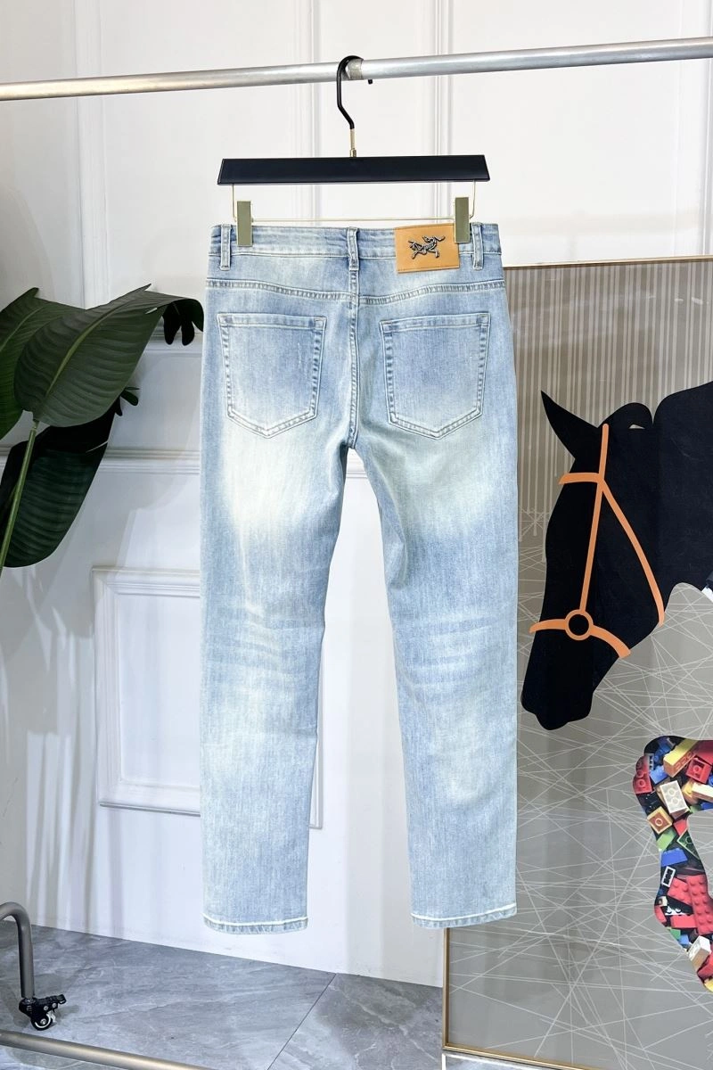Functional Arcteryx Jeans 161266