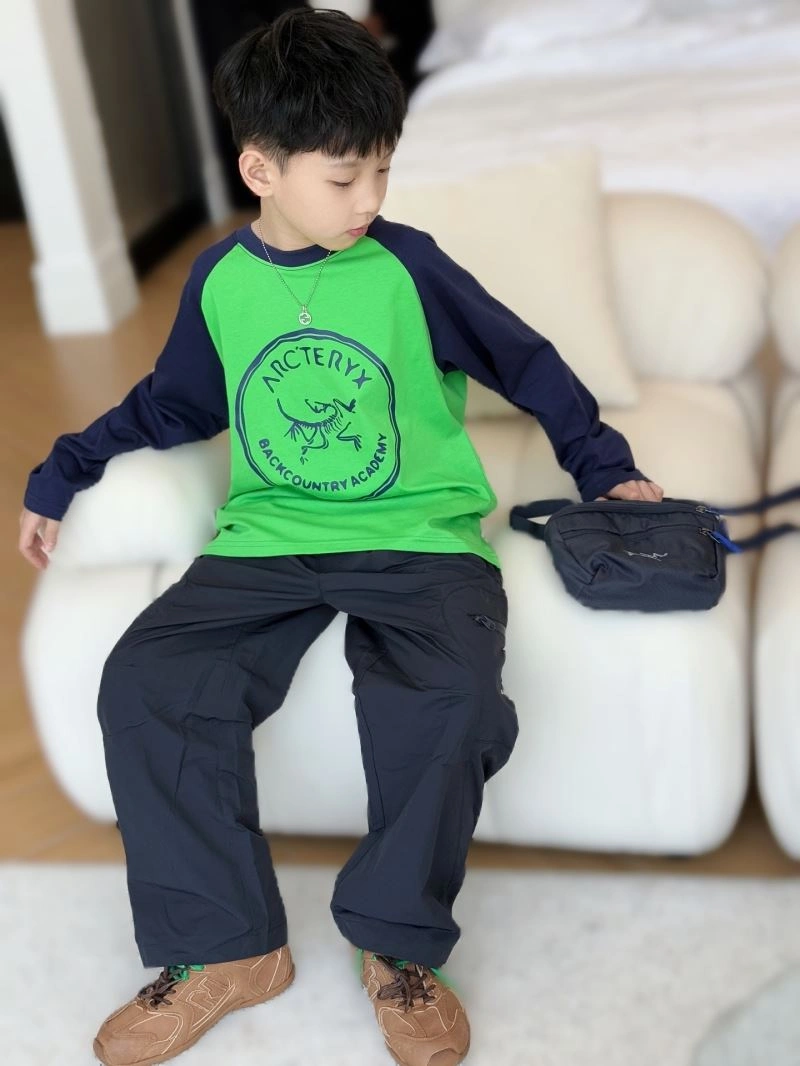 Vibrant Arcteryx Kids 157897
