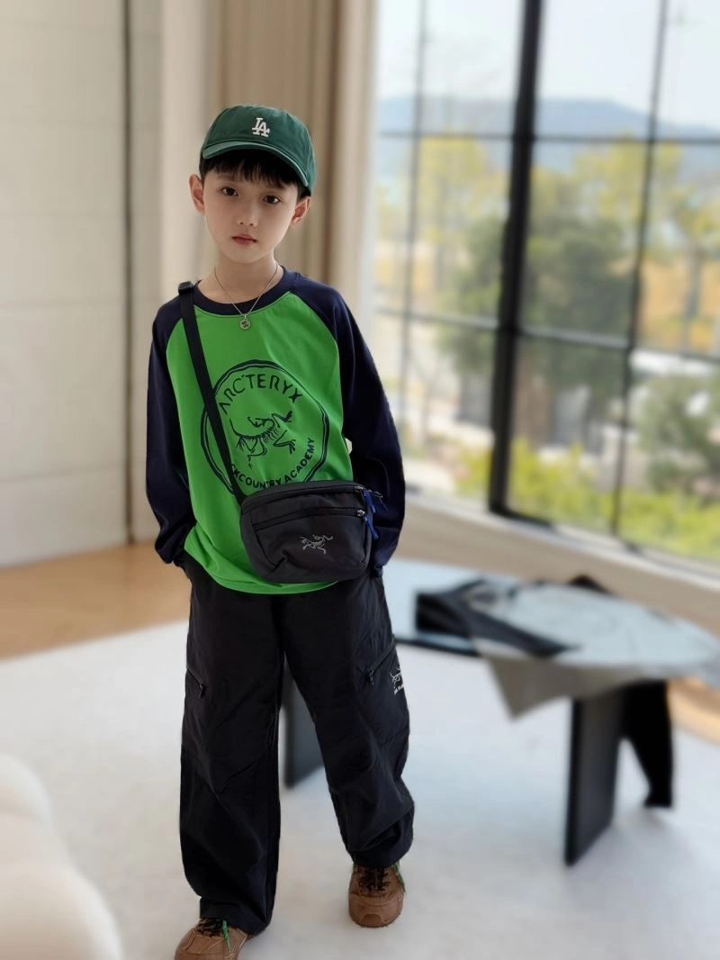 Vibrant Arcteryx Kids 157897