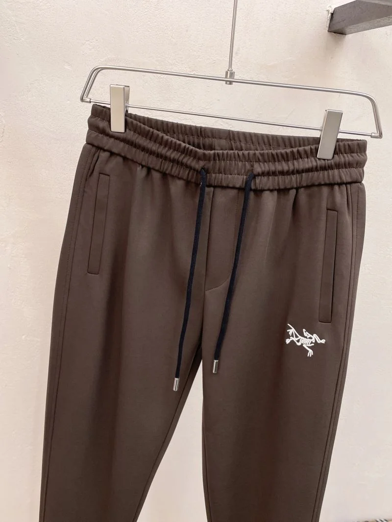 Sleek Arcteryx Long Pants 163357