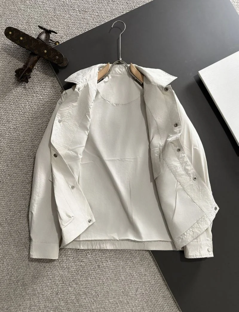 Arcteryx Outwear EyeCatching 163844
