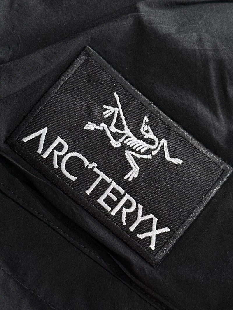 Arcteryx Outwear ZipUp 163841