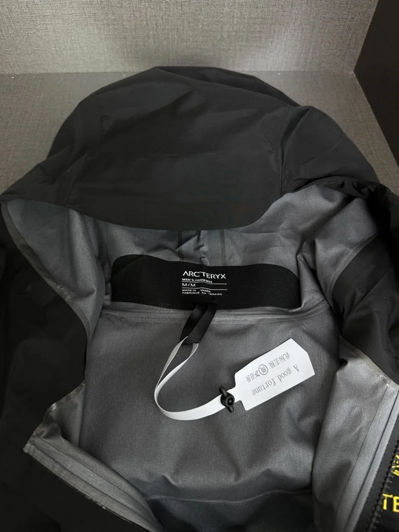Arcteryx Outwear WellDesigned 164422
