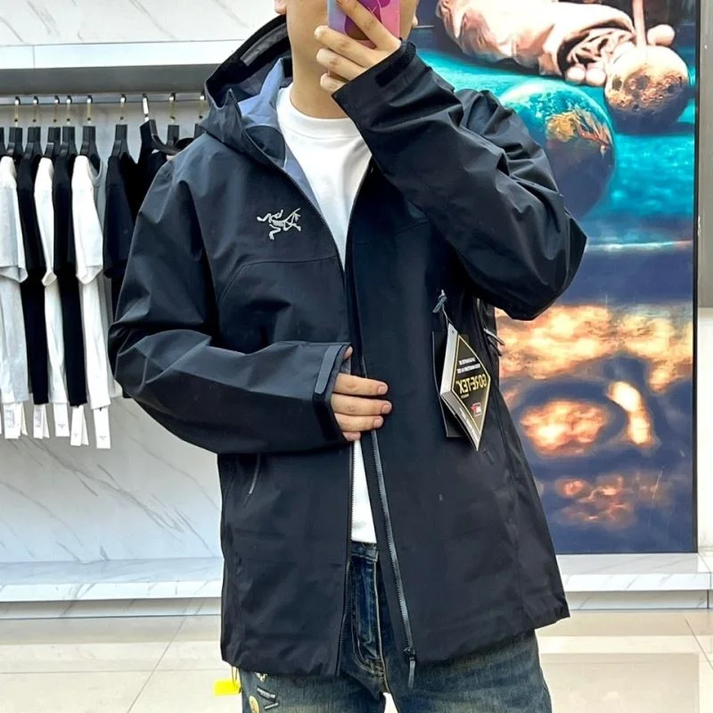 Comfortable Arcteryx Outwear 163403