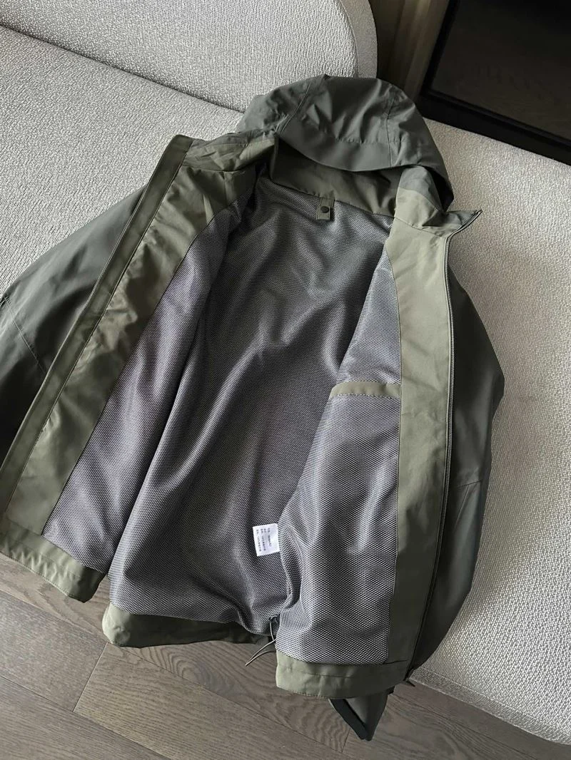 Affordable Arcteryx Outwear 163338