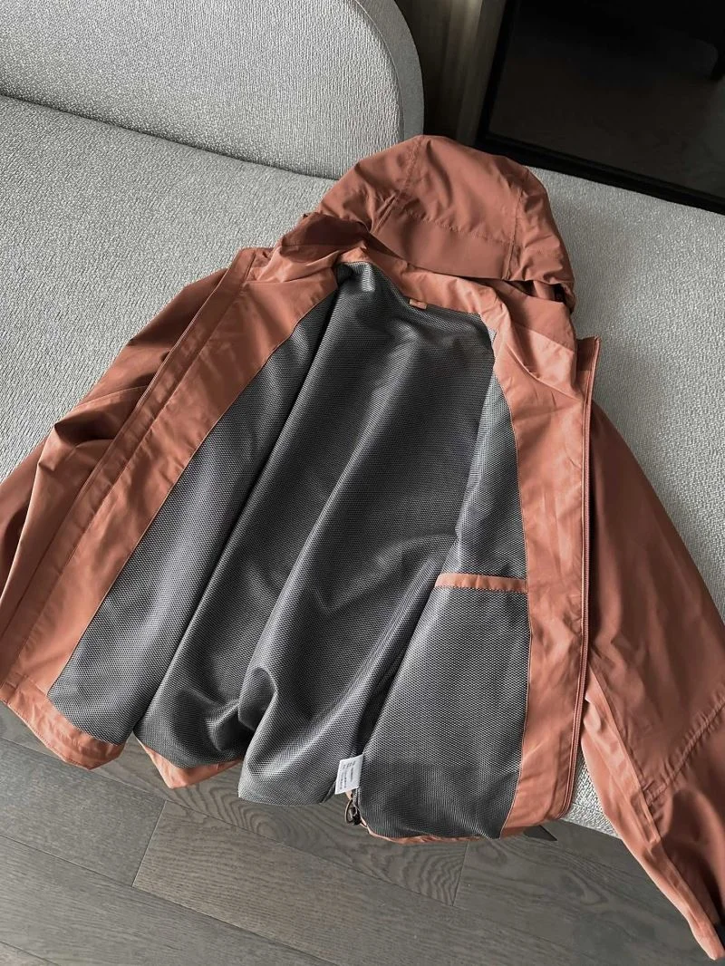 Sporty Arcteryx Outwear 163346