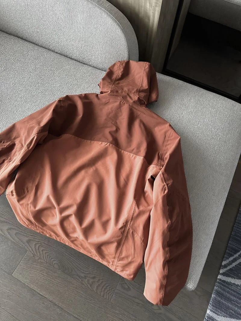 Sporty Arcteryx Outwear 163346