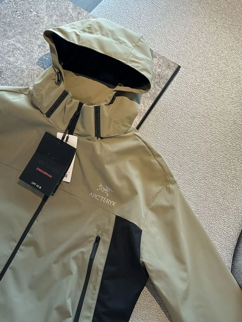 Arcteryx Outwear Reliable 163369