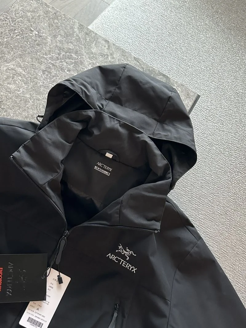 Arcteryx Outwear Neat 163342