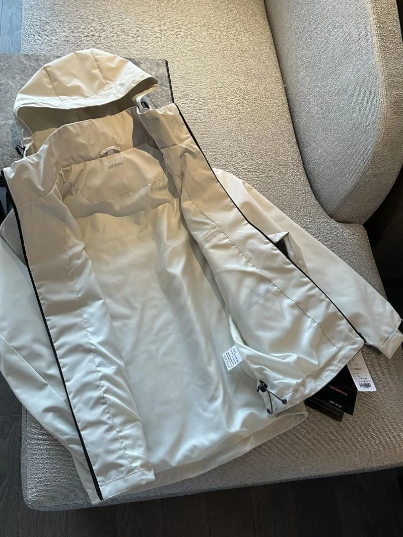 Breathable Arcteryx Outwear 163335