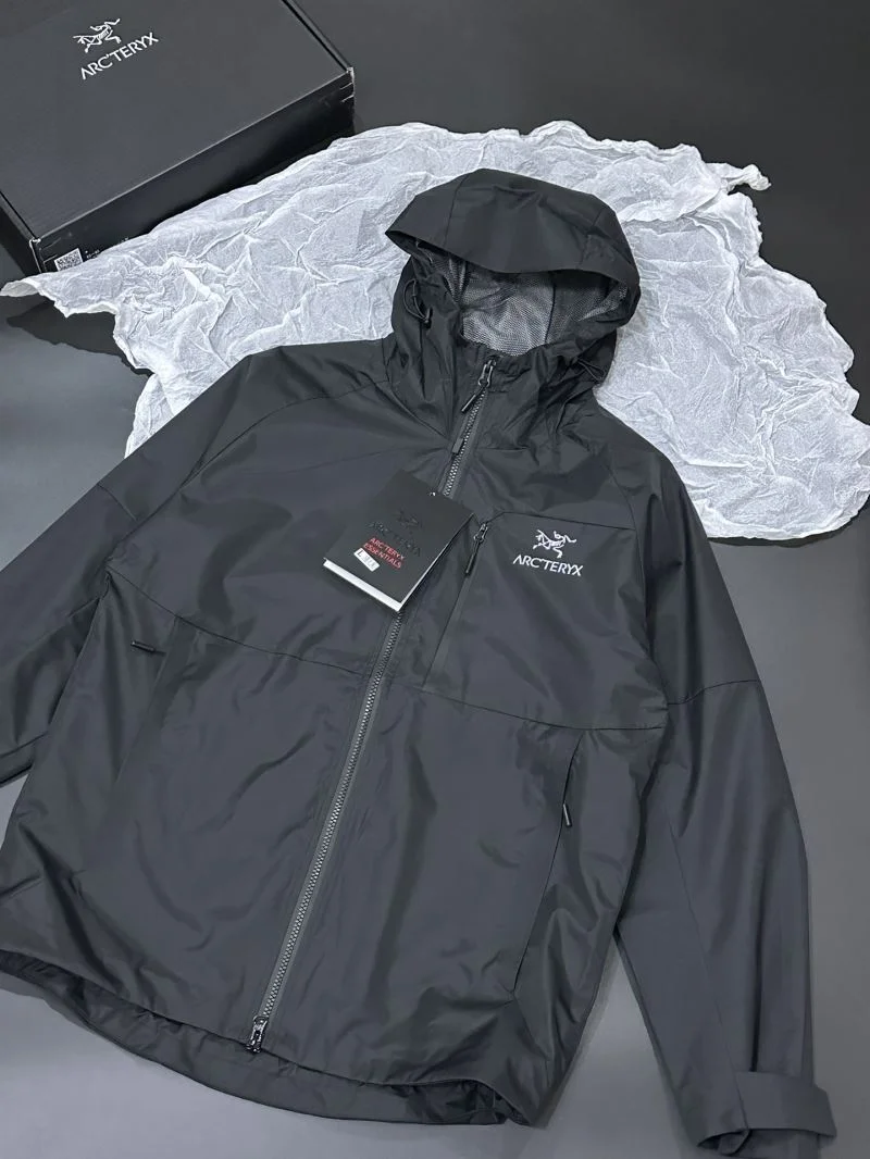 Arcteryx Outwear Colorful 163325