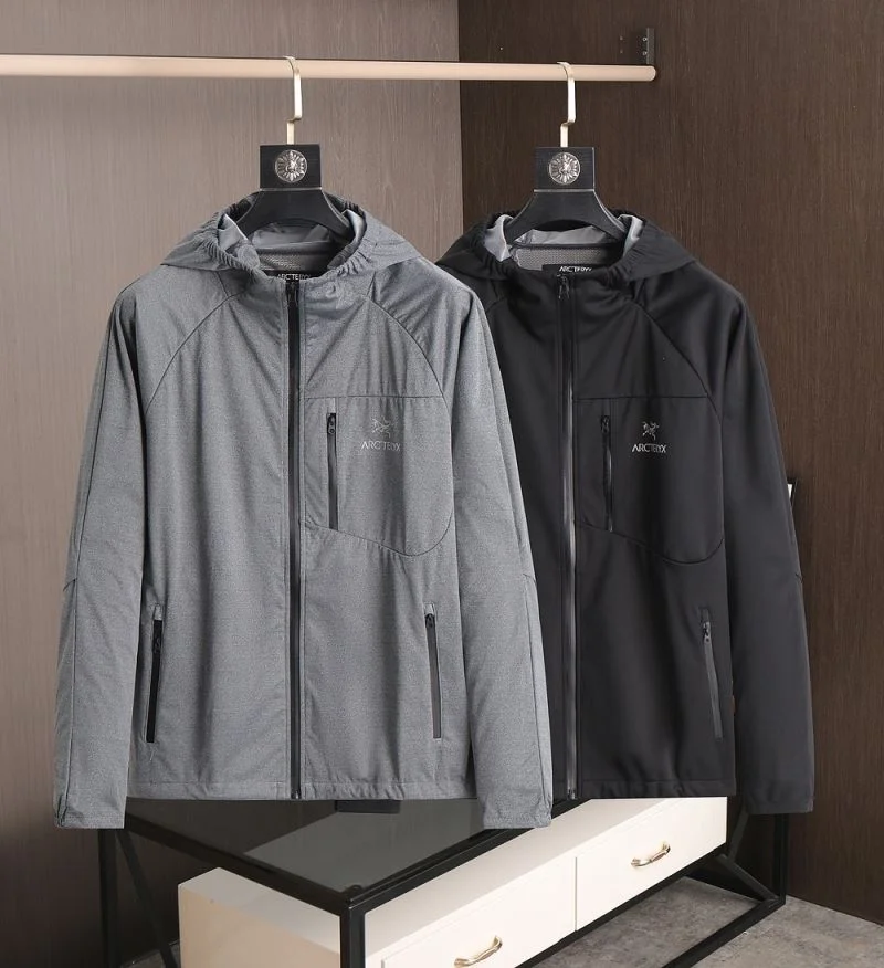 Arcteryx Outwear Classic 163324