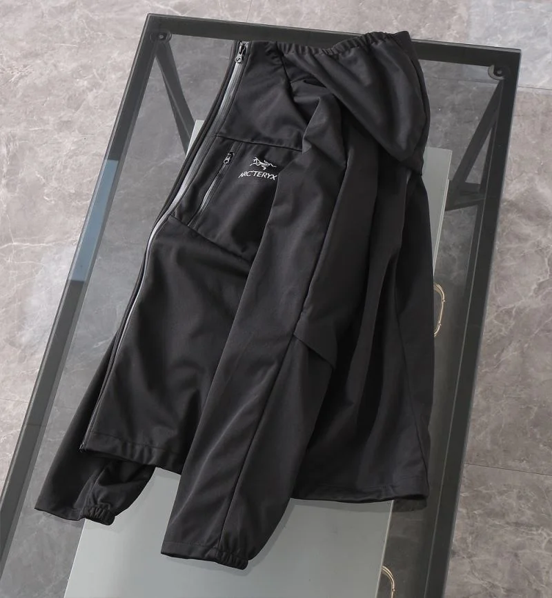 Arcteryx Outwear Classic 163324