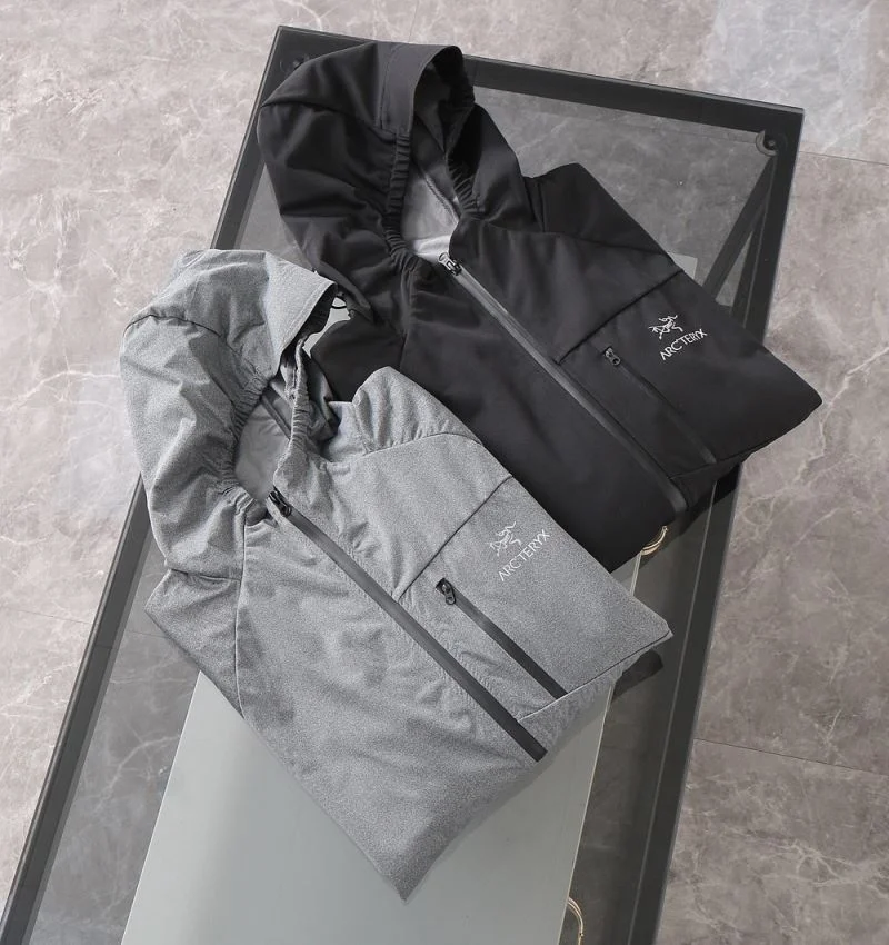 Arcteryx Outwear Classic 163324