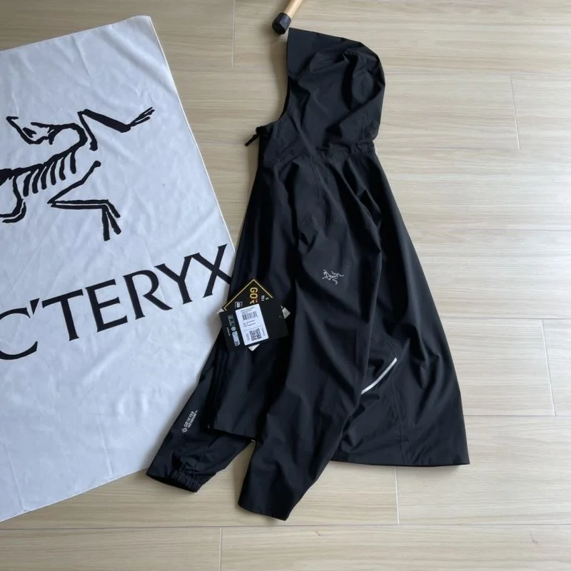 UrbanChic Arcteryx Outwear 163323