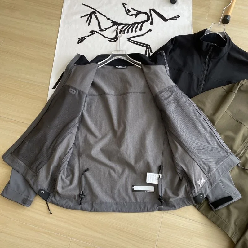 Arcteryx Outwear WrinkleFree 163339