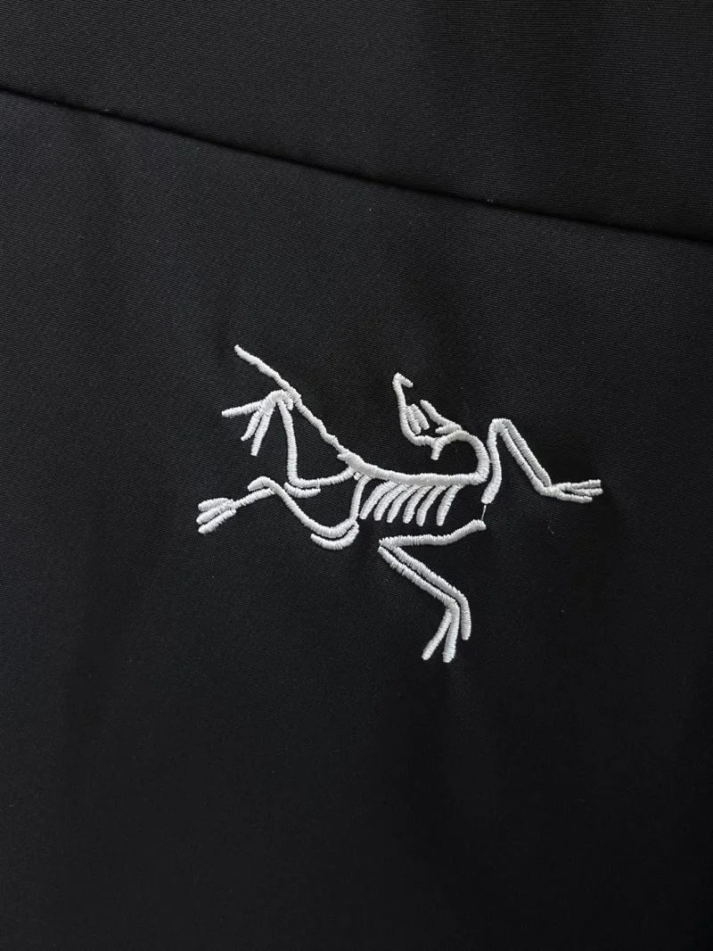 FashionForward Arcteryx Outwear 163351