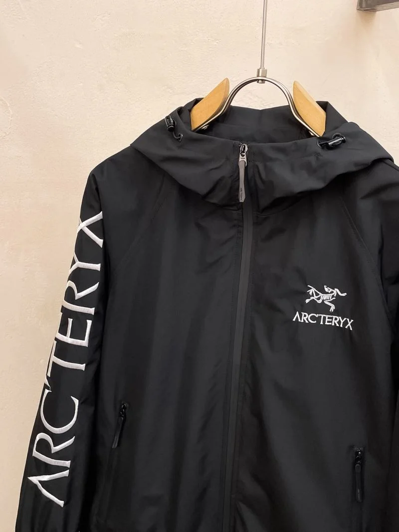 Arcteryx Outwear ComfortFit 163317