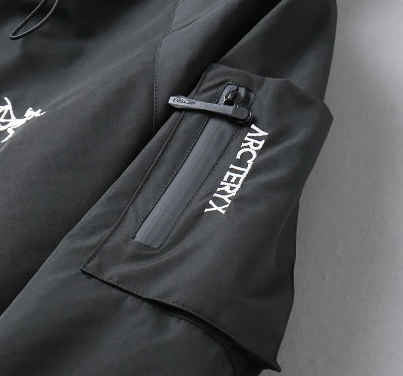 Arcteryx Outwear Contemporary 163311