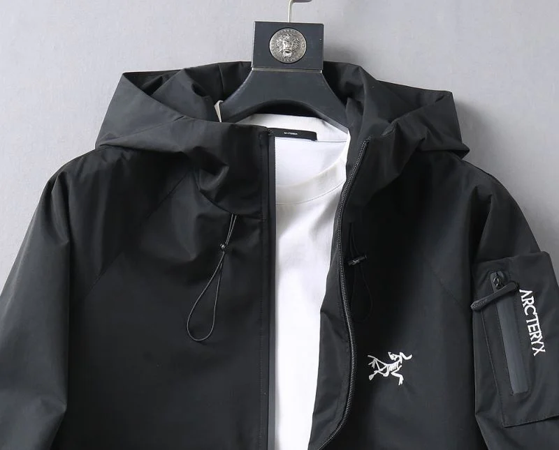 Arcteryx Outwear Contemporary 163311