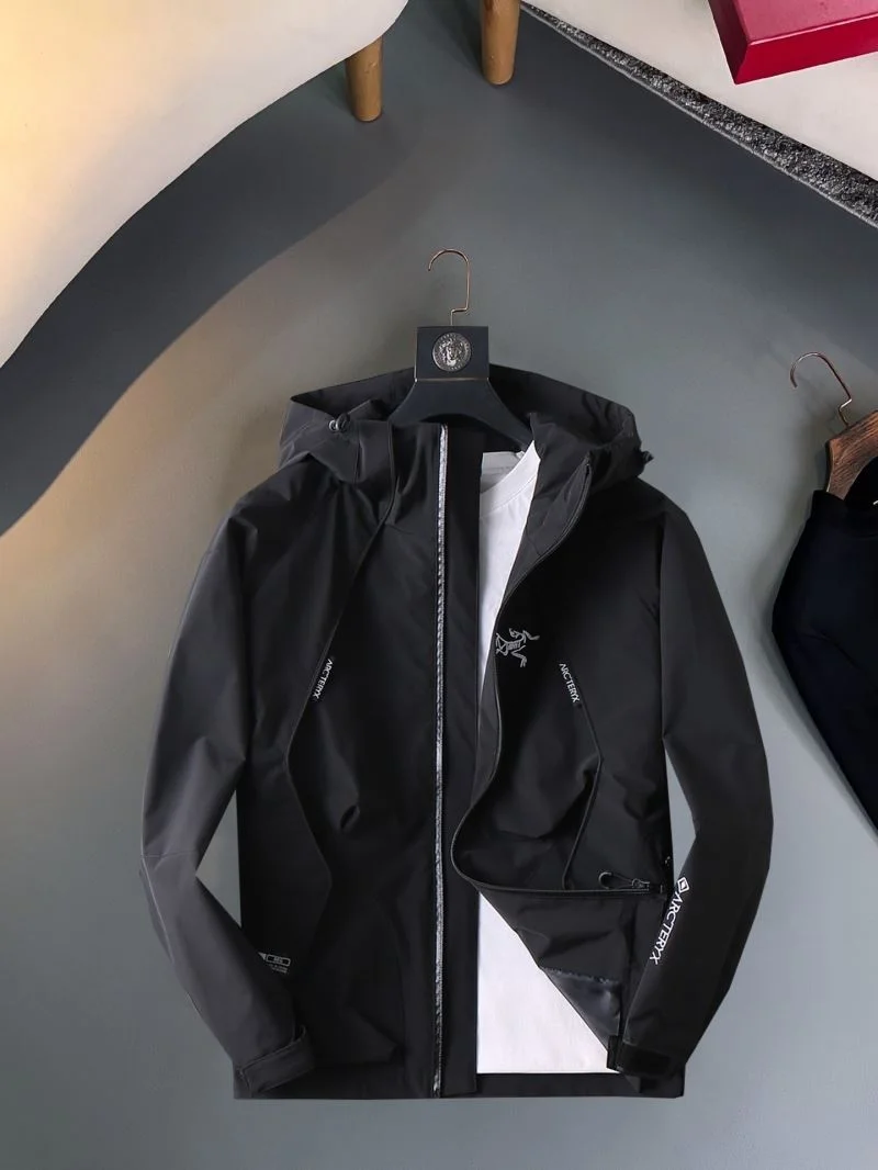Arcteryx Outwear Sophisticated 163301