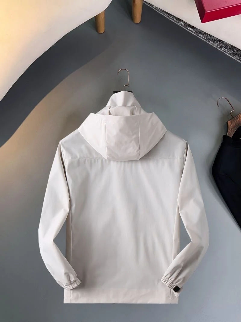 Arcteryx Outwear Snug 163305