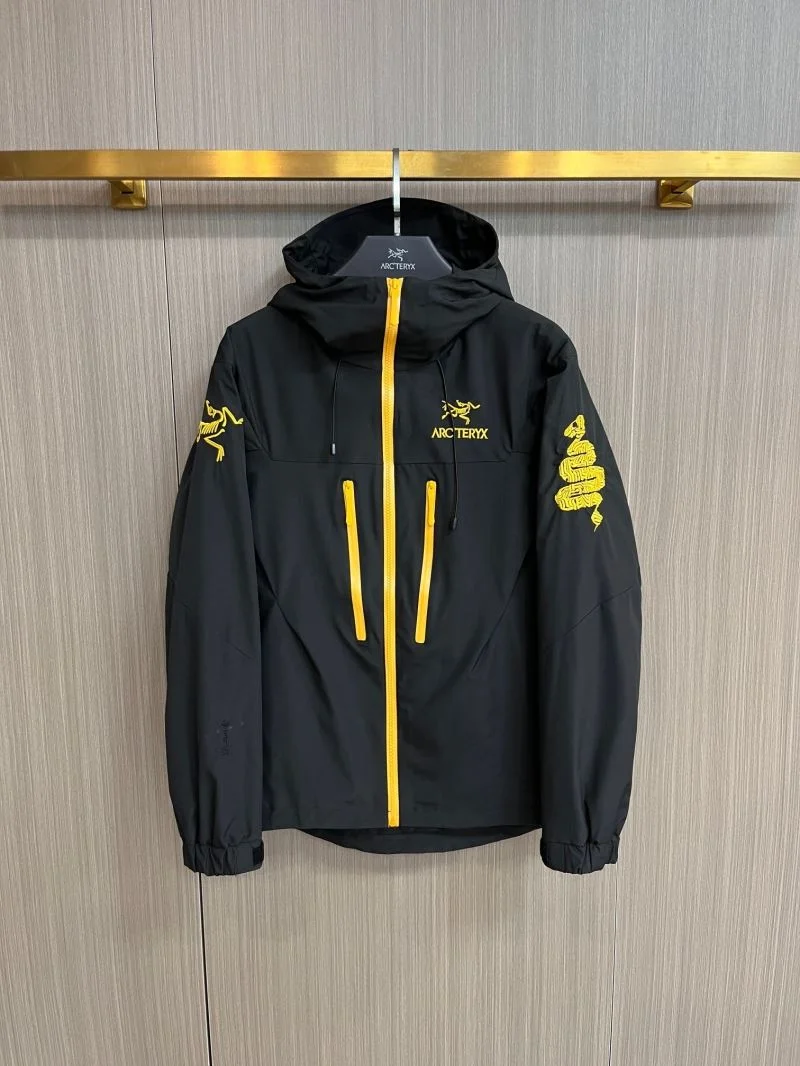 Arcteryx Outwear Original 163334