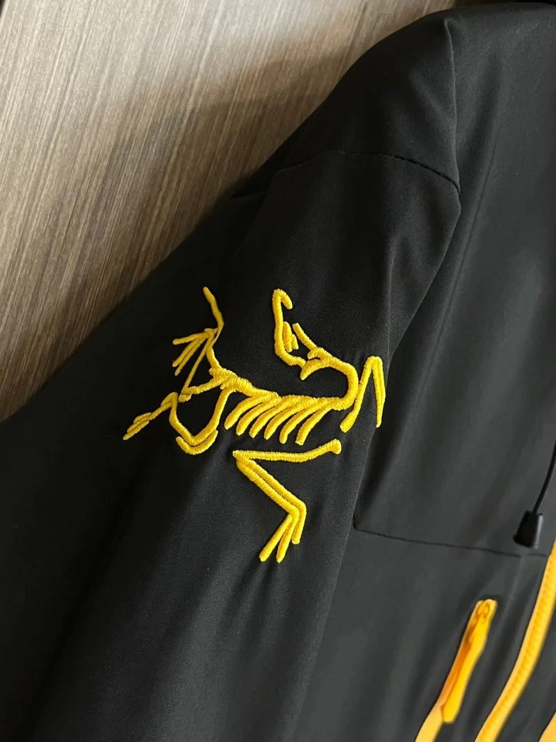 Arcteryx Outwear Original 163334