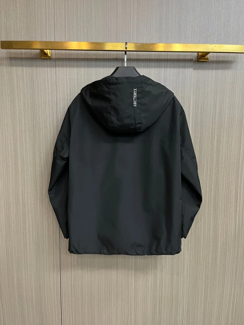 Arcteryx Outwear Soft 163304