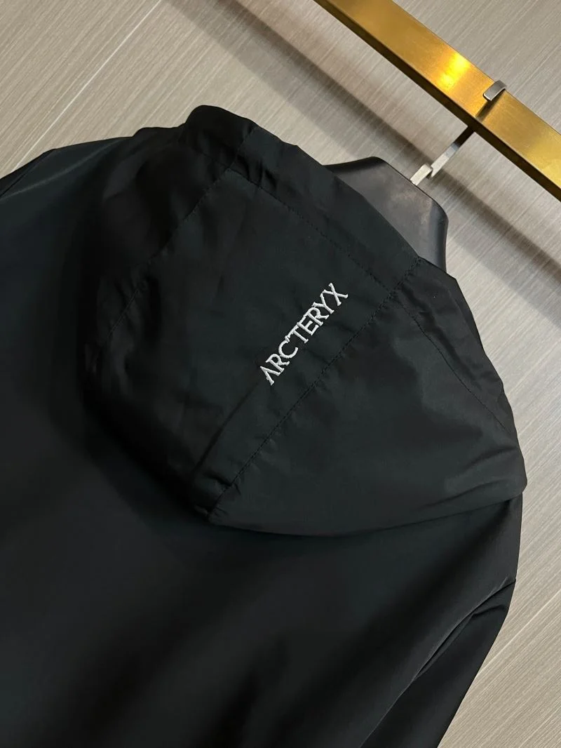Arcteryx Outwear Soft 163304