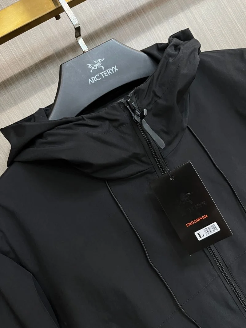 Arcteryx Outwear Lightweight 163368