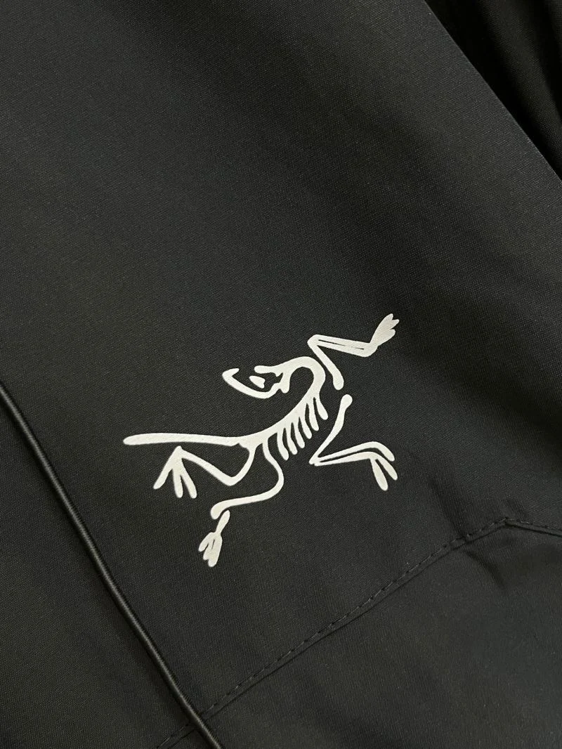 Arcteryx Outwear Lightweight 163368