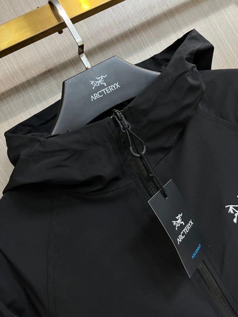 Arcteryx Outwear Reliable 163295