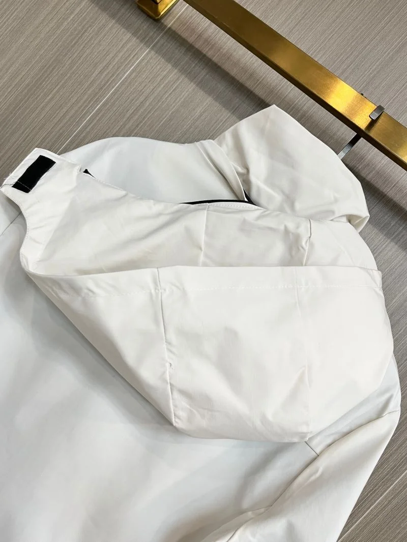 Seasonal Arcteryx Outwear 163362