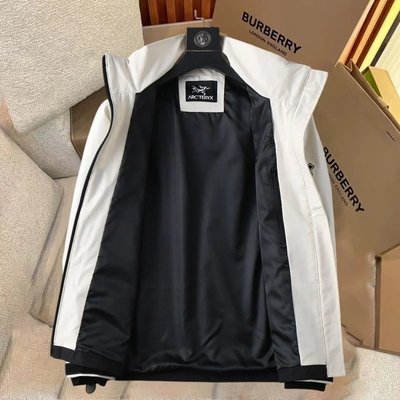 Arcteryx Outwear Durable 163302