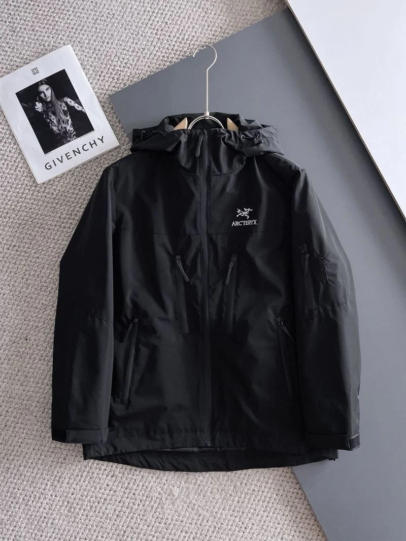 Arcteryx Outwear Lightweight 163288