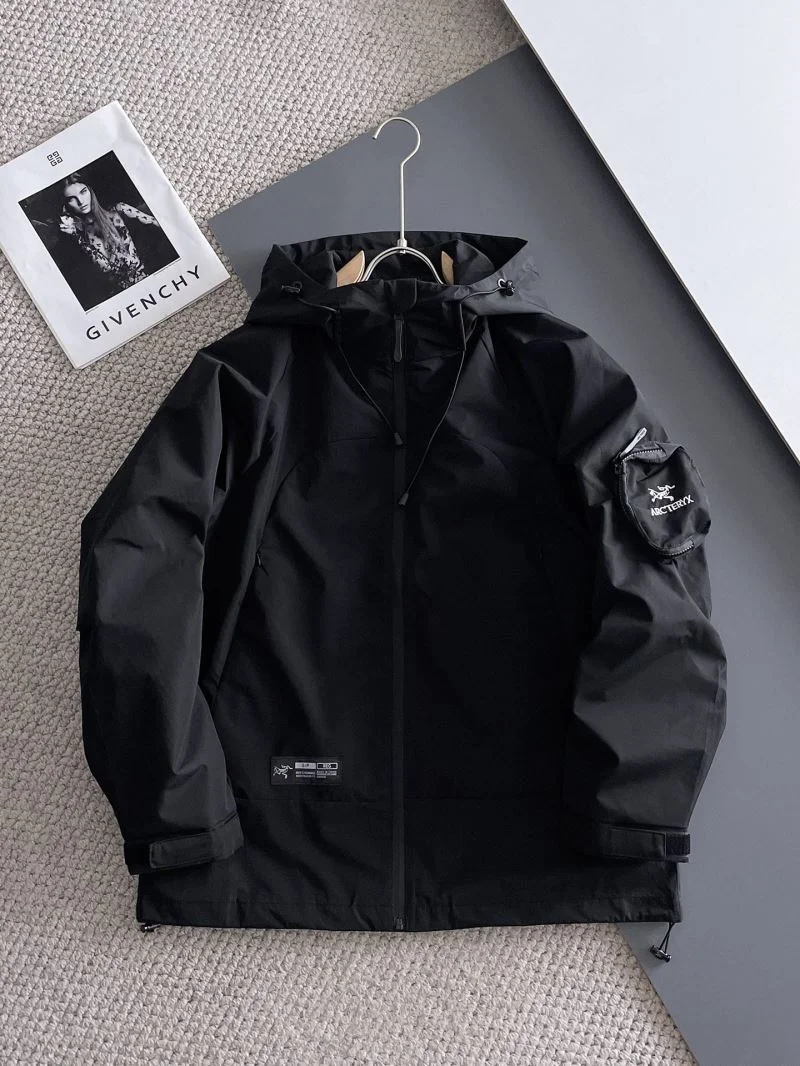 Arcteryx Outwear WellDesigned 163285