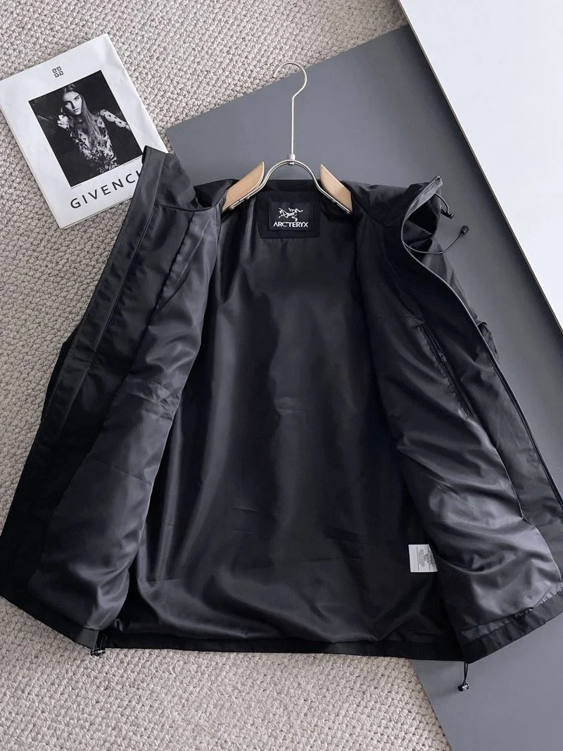 Arcteryx Outwear WellDesigned 163285
